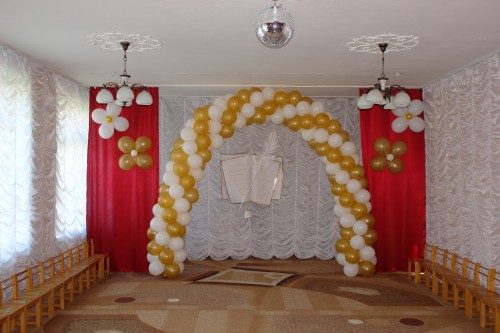 оформление свадеб воздушными шарами, гирлянда из воздушных шаров в Херсоне
