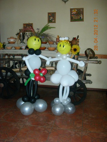фигуры из воздушных шаров заказать в Херсоне, оригинальное оформление свадеб в Херсоне