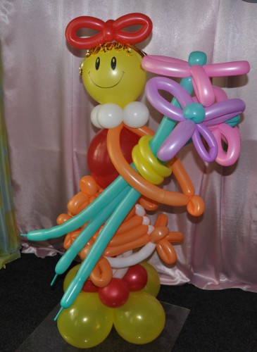 цветы из воздушных шаров купить в Херсоне, оригинальный подарок для херсонцев