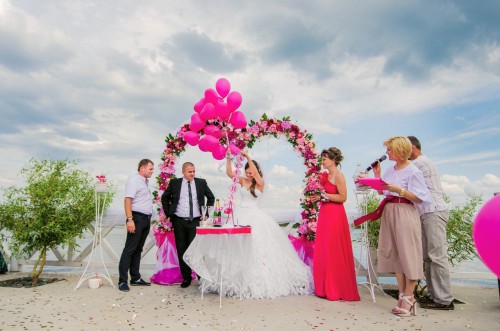 оформление свадеб воздушными шарами Херсон, шар гелиевый купить в Херсоне
